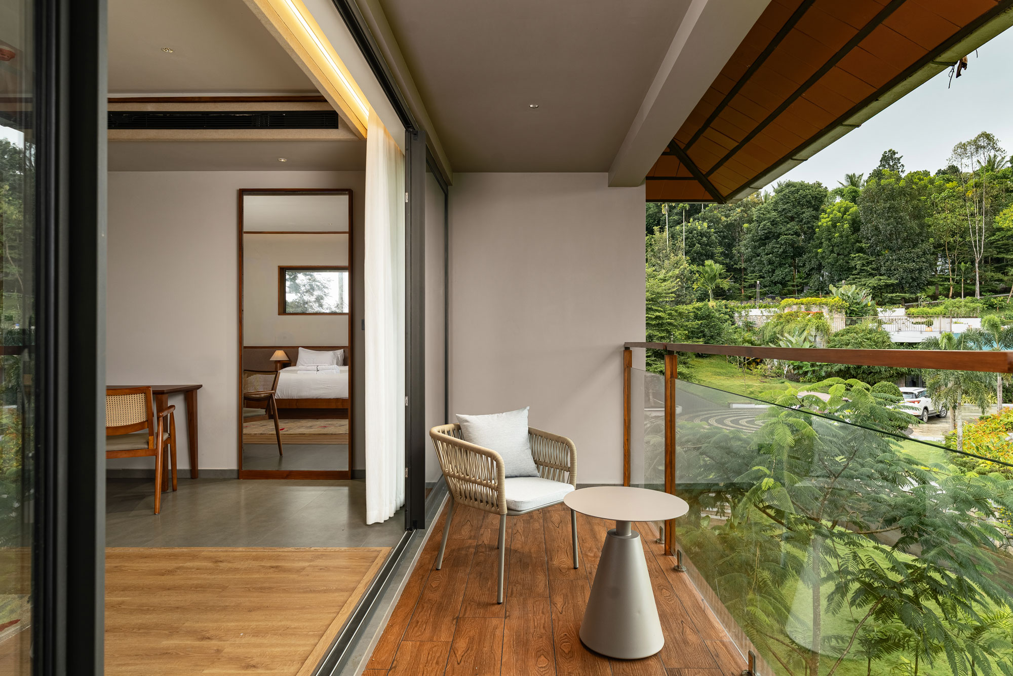 CINNAMON LUXURY ROOM - Image 4